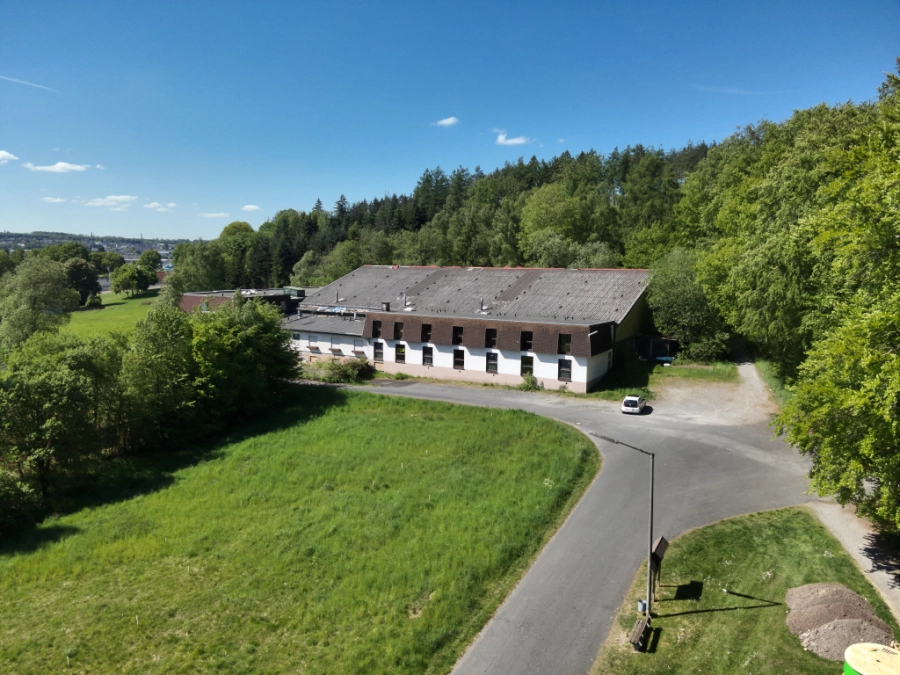 Drohnenaufnahme ehemaliges Hotel