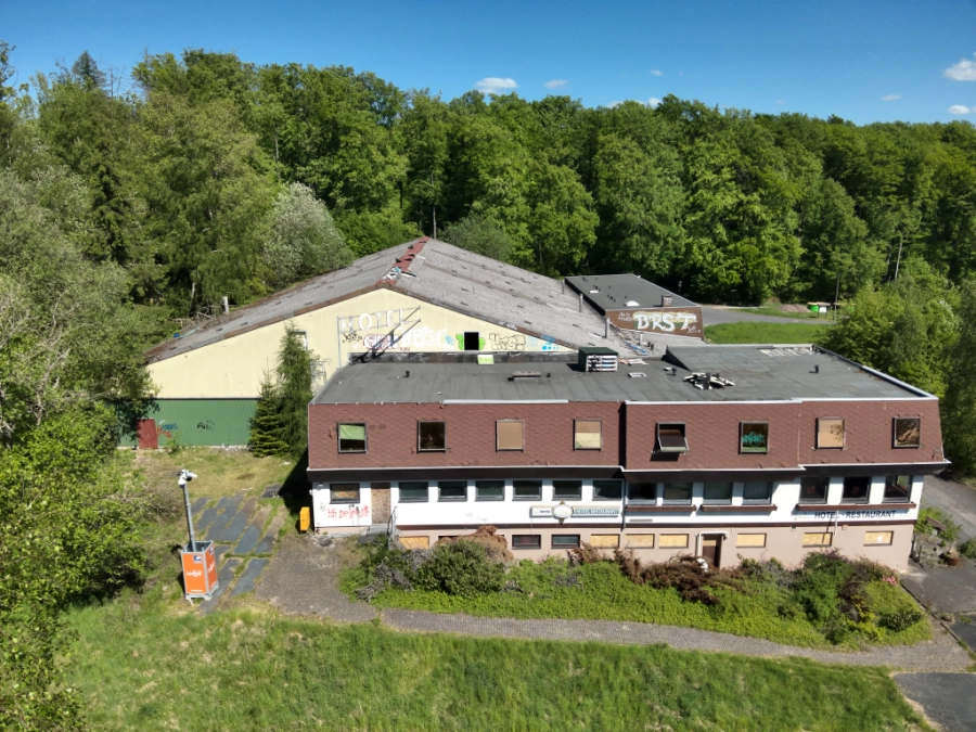 Drohnenaufnahme ehemaliges Hotel