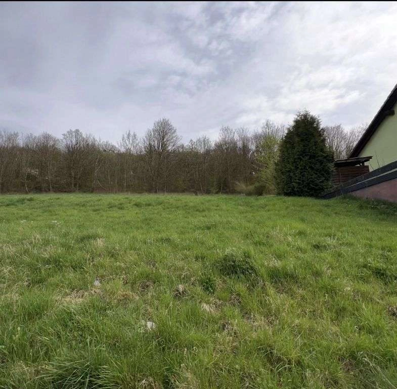 Baugrundstück in ruhiger Wohnlage mit Ausblick ins Lahntal