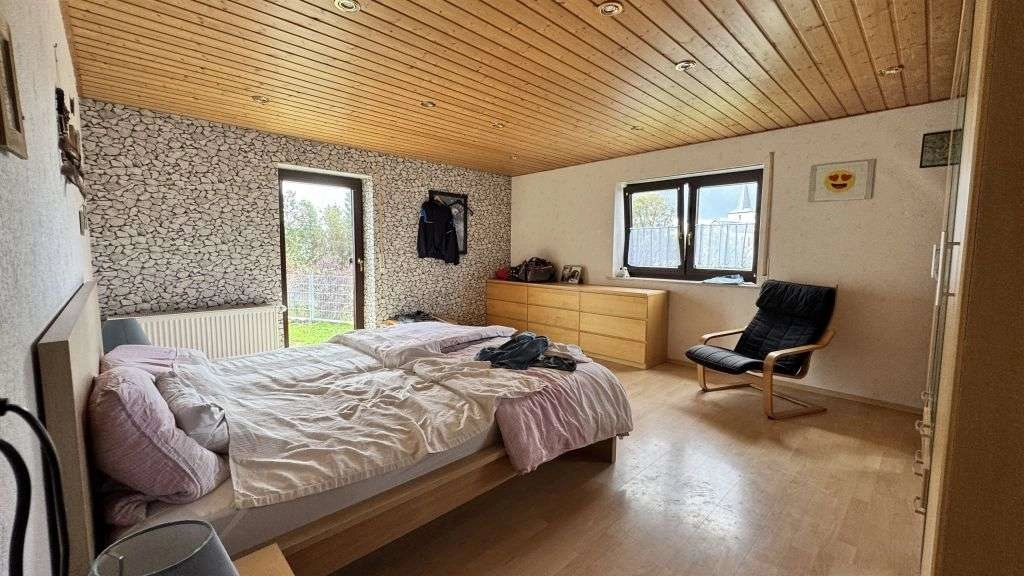 Schlafzimmer UG