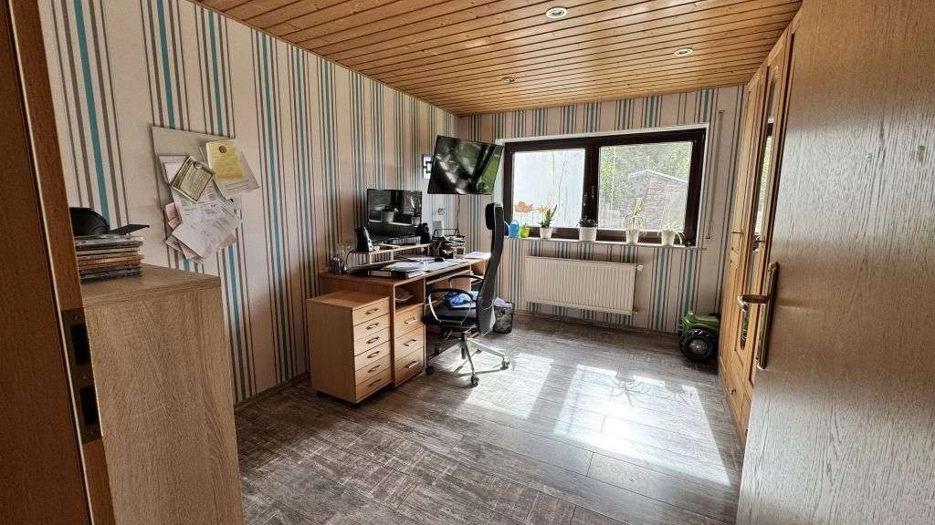 Büro UG