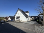 3029102 - Ihr neues Zuhause am Ortsrand – modernes Massivhaus mit Kamin & sonnigem Garten