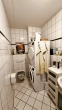 Badezimmer mit Dusche und Waschmaschinenanschluss - Gepflegte Erdgeschosswohnung mit ca. 62 m² Wohnfläche und eigenem Stellplatz