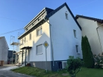 Außenansicht - Kernsaniertes und voll vermietetes Zweifamilienhaus mit Stellplatz