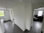 Flur OG - Kernsaniertes und voll vermietetes Zweifamilienhaus mit Stellplatz