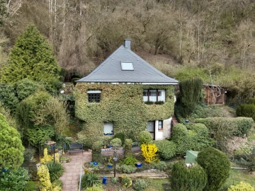 Einfamilienhaus mit Charme in ruhiger Randlage, 56130 Bad Ems, Einfamilienhaus