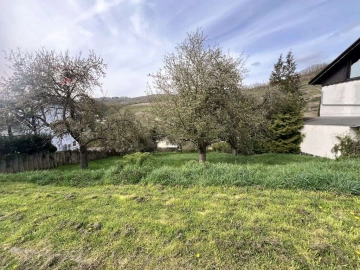 Jetzt den Wohntraum verwirklichen: Baugrundstück mit Hanglage in Obernhof, 56379 Obernhof, Wohngrundstück