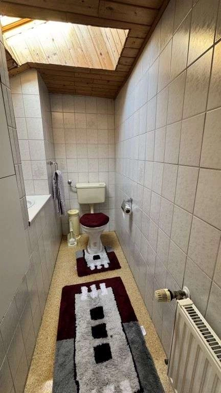 DG WC