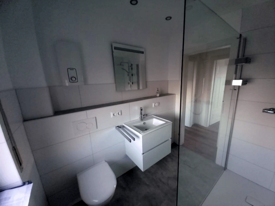 Badezimmer DG