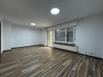 Wohnzimmer - Einfamilienhaus mit Garage auf großem Grundstück in schöner Lage