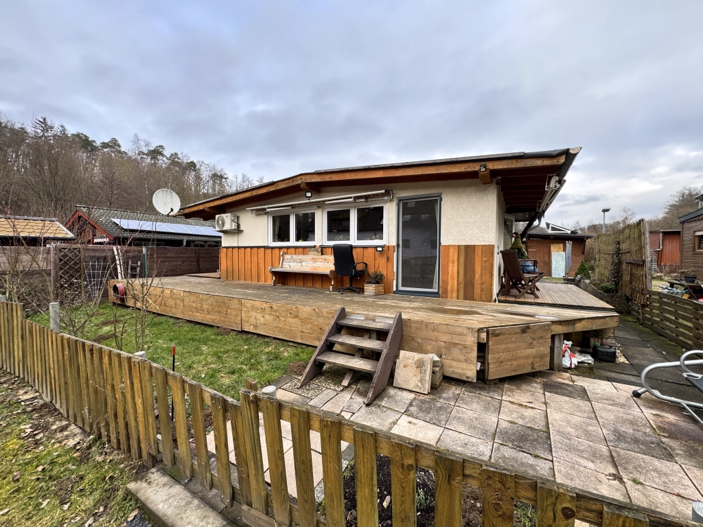 Ihr Rückzugsort im Feriengebiet – Wohn-/Freizeithaus mit 3 Sonnenterrassen