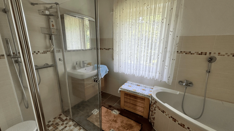 OG Badezimmer