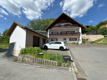 Wohlfühl-Zuhause im Landhausstil – familienfreundliches Traumhaus mit Garten, Sauna & Kamin, 56305 Puderbach, Einfamilienhaus