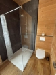 Badezimmer mit Dusche und WC - Attraktives Wohn- / und Ferienhaus mit Terrasse in ruhiger Natur