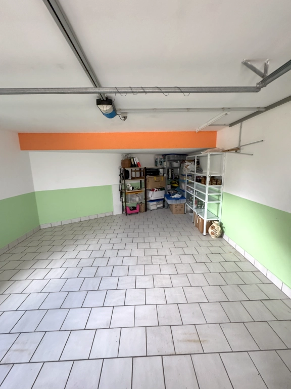 Garage links