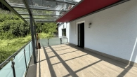 überdachter Balkon