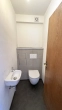 Gäste-WC OG links - Kapitalanleger aufgepasst! Mehrfamilienhaus mit 6 Wohneinheiten und guter Verkehrsanbindung