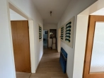 Flur Wohnung - 3-Zimmer Eigentumswohnung mit Gästebereich, Loggia und eigenem Gartenanteil